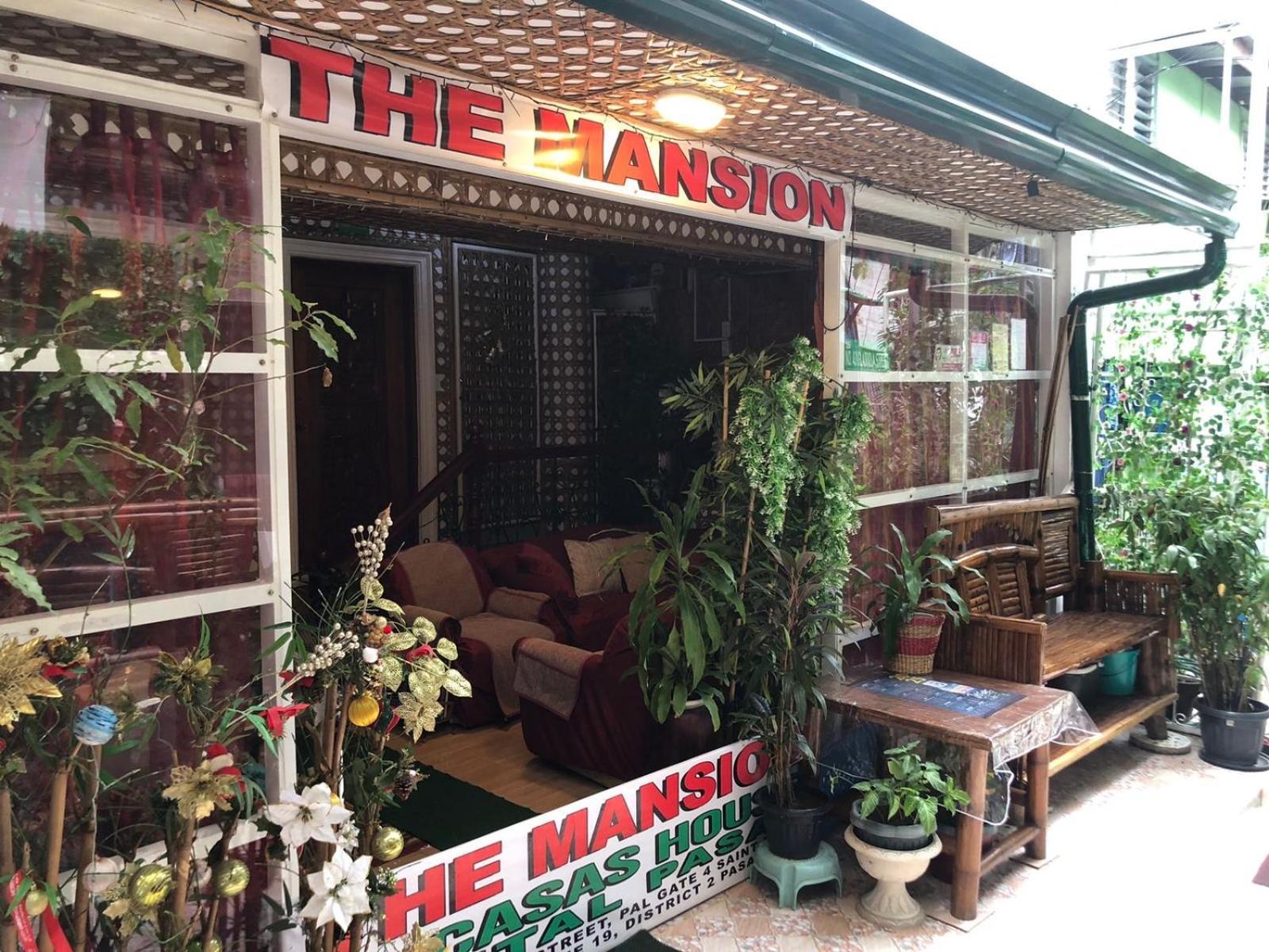 The Mansion - Backpackers Near Airport Lägenhet Manila Exteriör bild